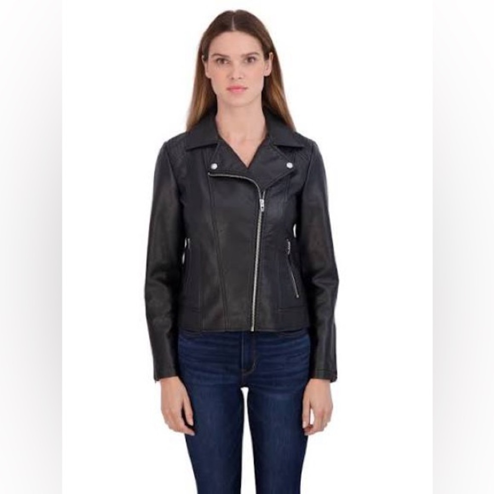 SIZE MEDIUM SEBBY COLLECTION FAUX LEATHER JACKET 
GREAT CONDITION